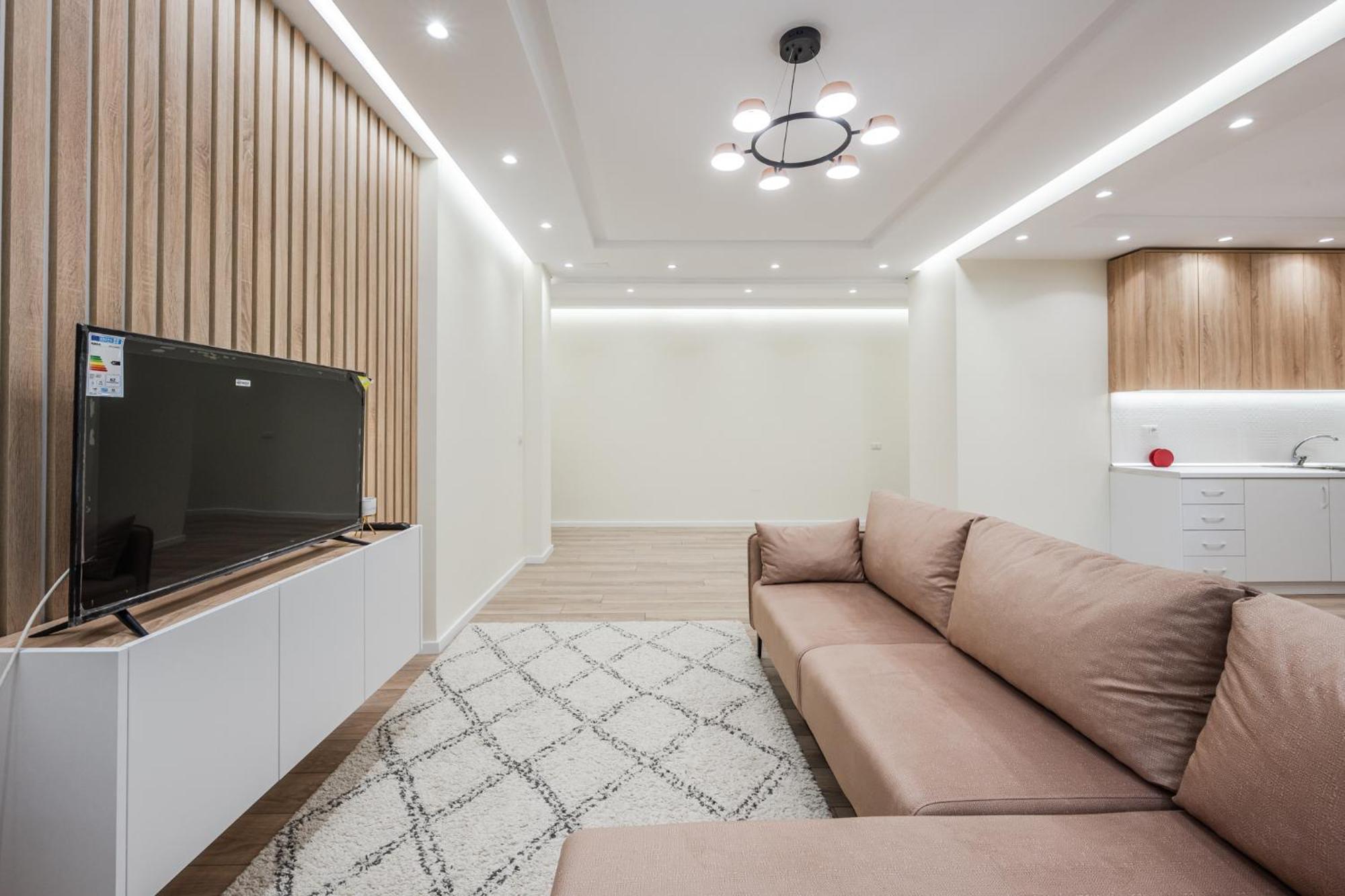 Lucas Central Home Τίρανα Εξωτερικό φωτογραφία