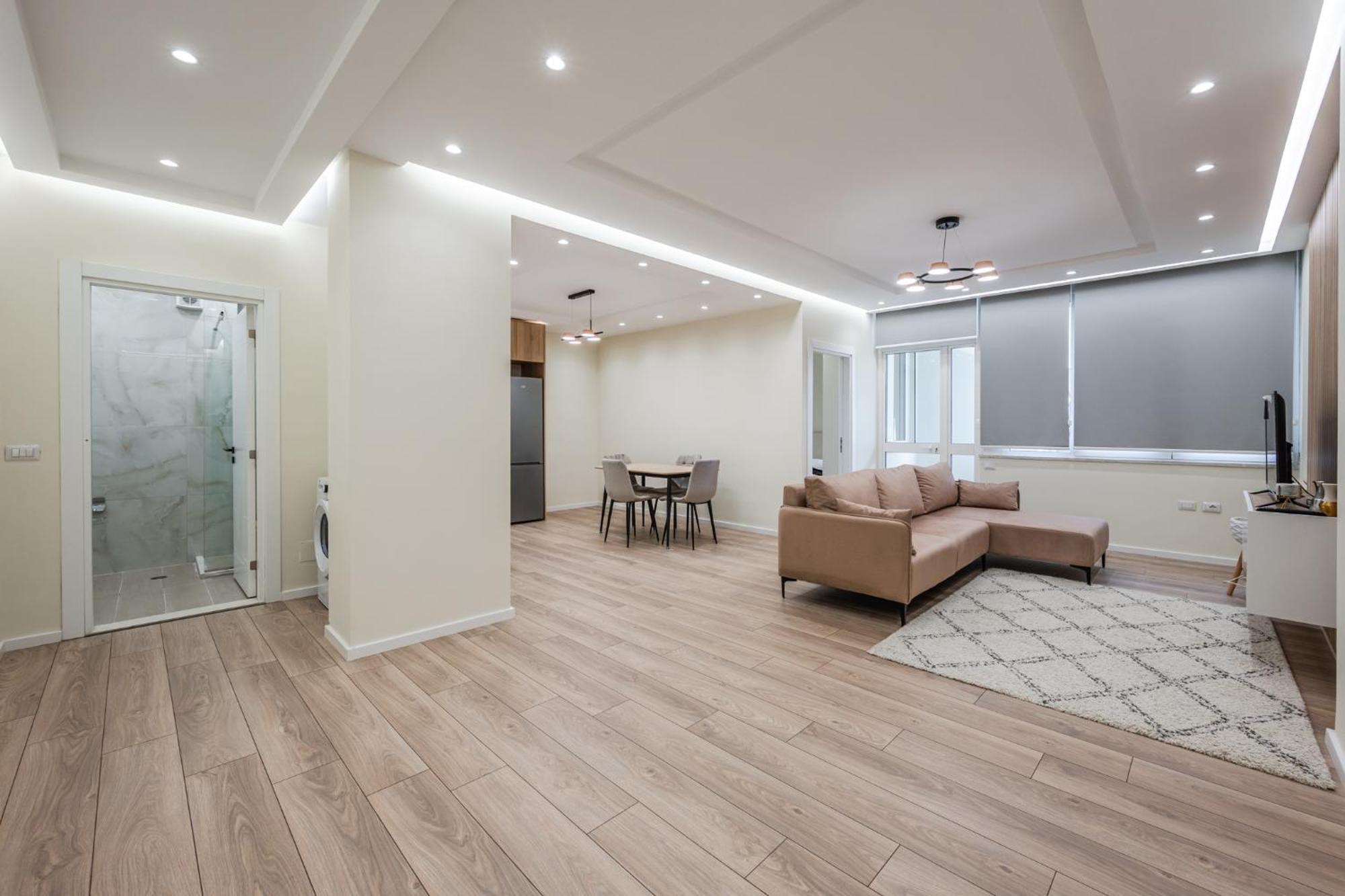 Lucas Central Home Τίρανα Εξωτερικό φωτογραφία
